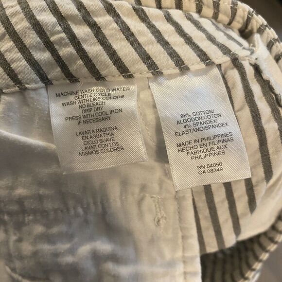 Jones New York Cropped Pants ~ Sz 8 ~ White ~ High Rise ~ 23" Inseam ~ Striped - Picture 6 of 6